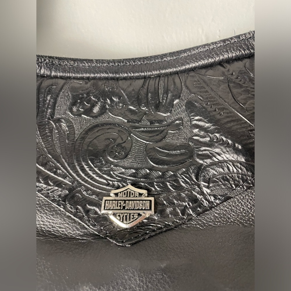 Leather Harley Shoulder Bag - Picture 2 of 14